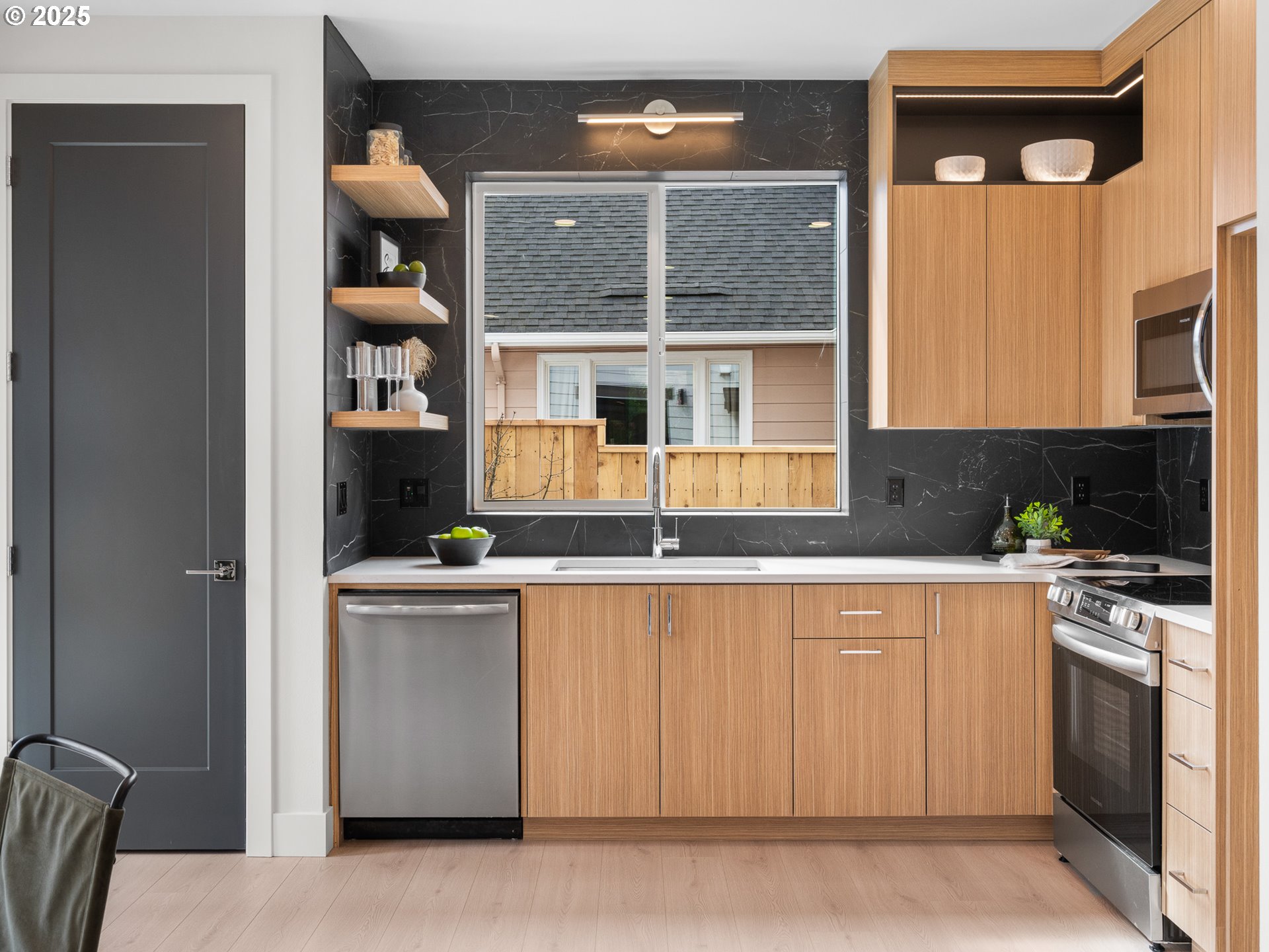 Northeast Ainsworth Street Portland, OR 97211 - Photo 38 of 47