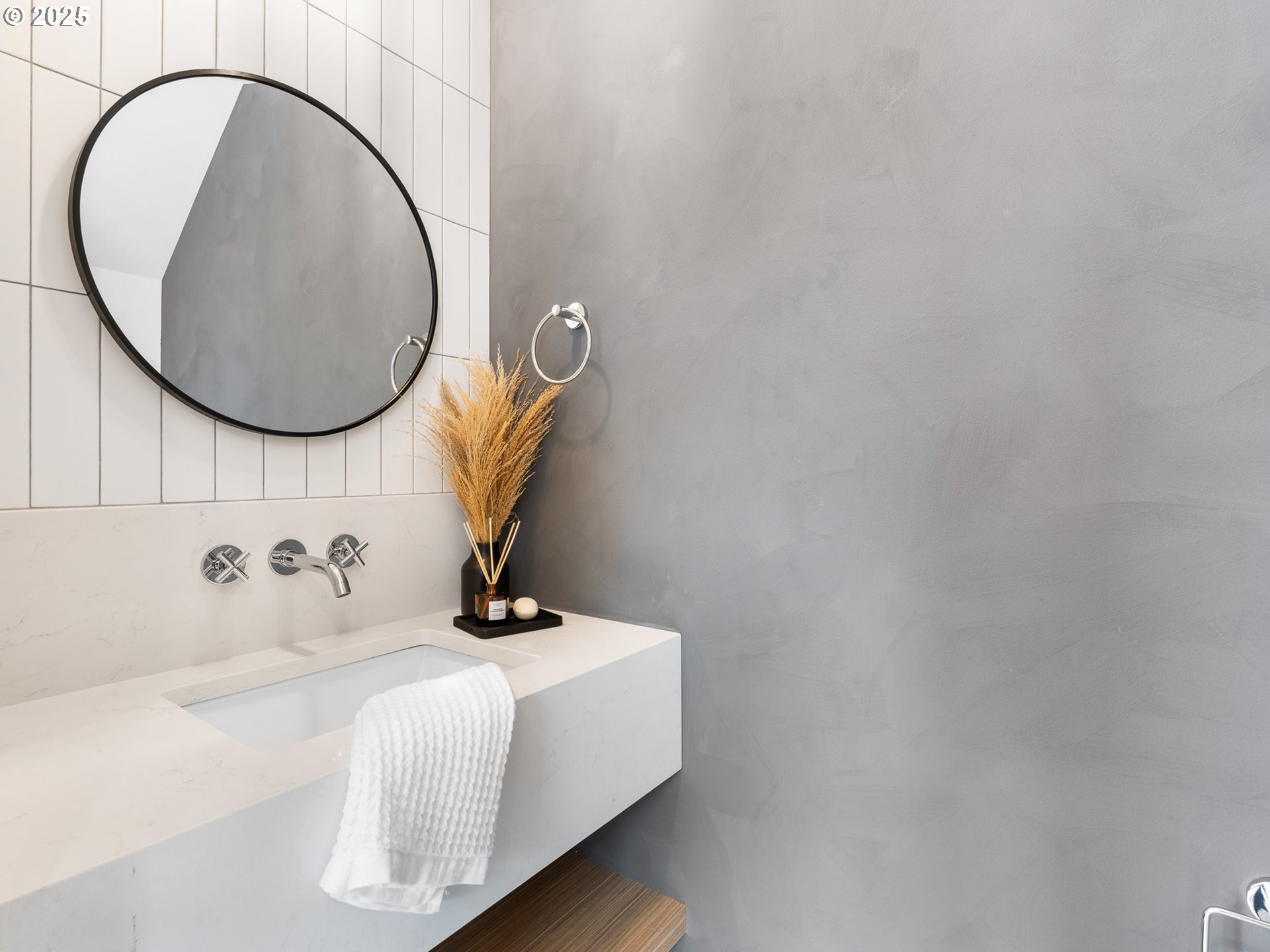 Northeast Ainsworth Street Portland, OR 97211 - Photo 43 of 47