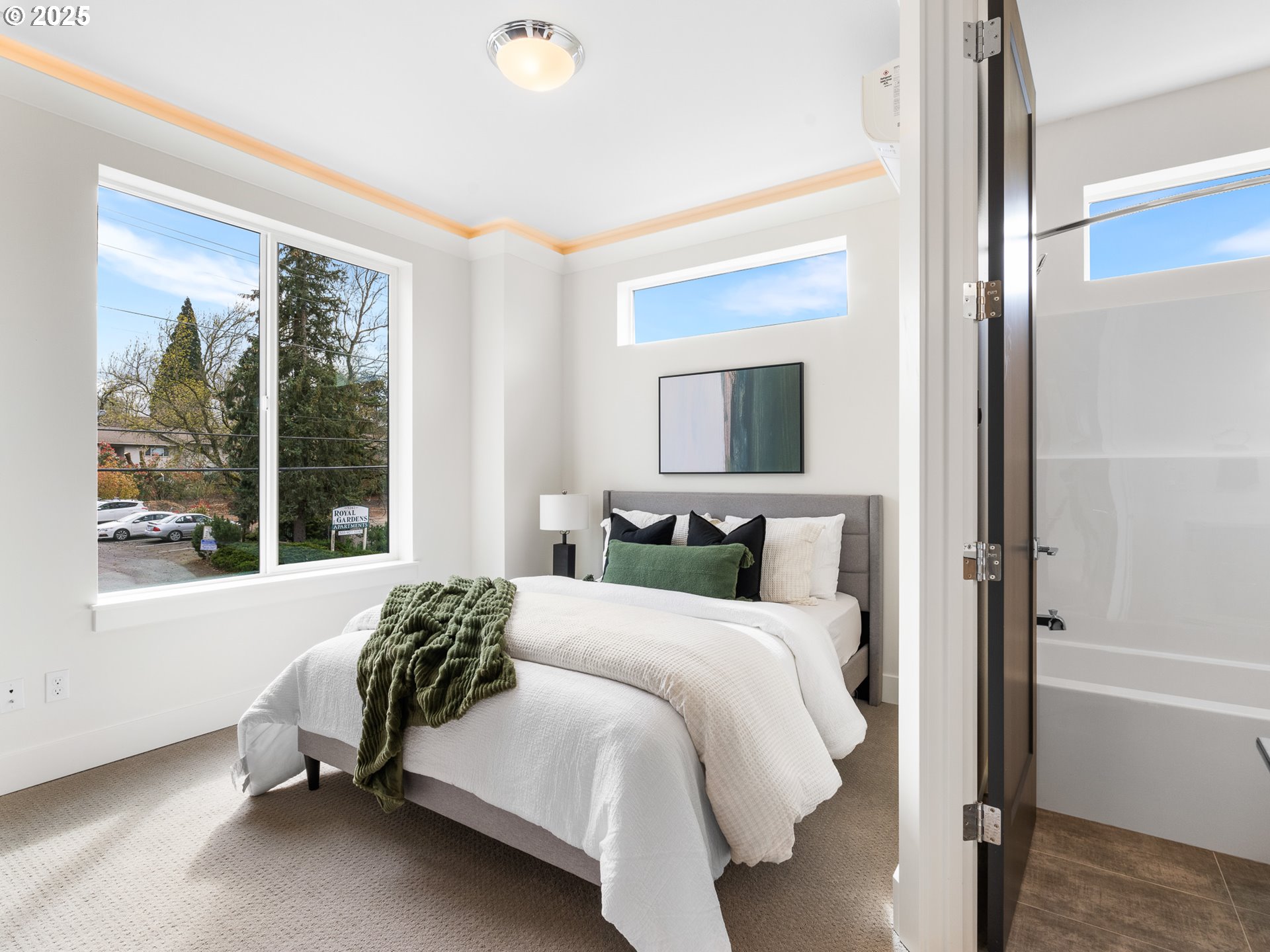 Northeast Ainsworth Street Portland, OR 97211 - Photo 44 of 47