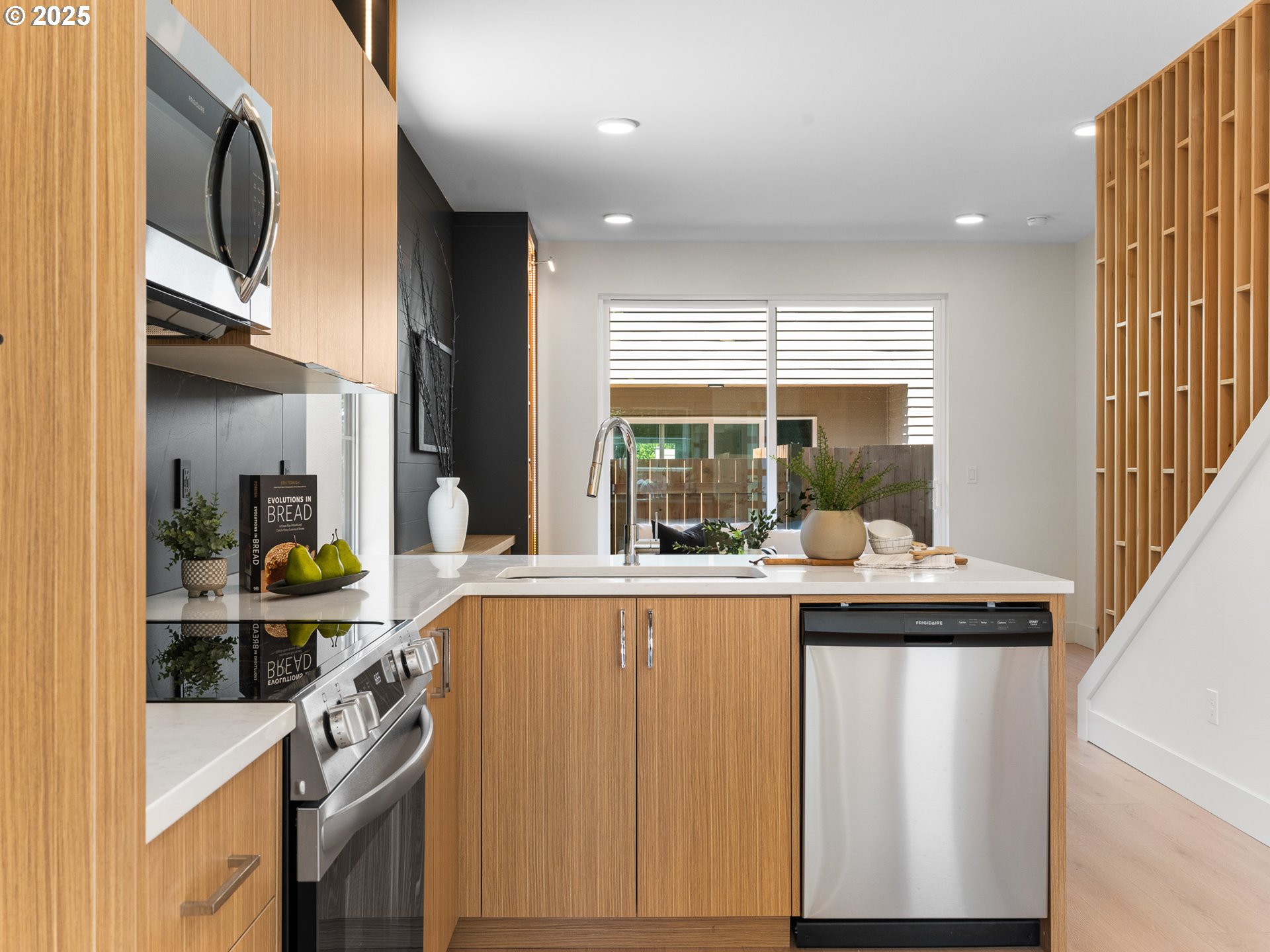 Northeast Ainsworth Street Portland, OR 97211 - Photo 5 of 47