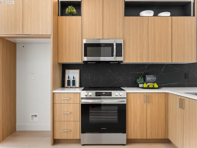 $6,999,000 | Northeast Ainsworth Street, Portland, OR 97211