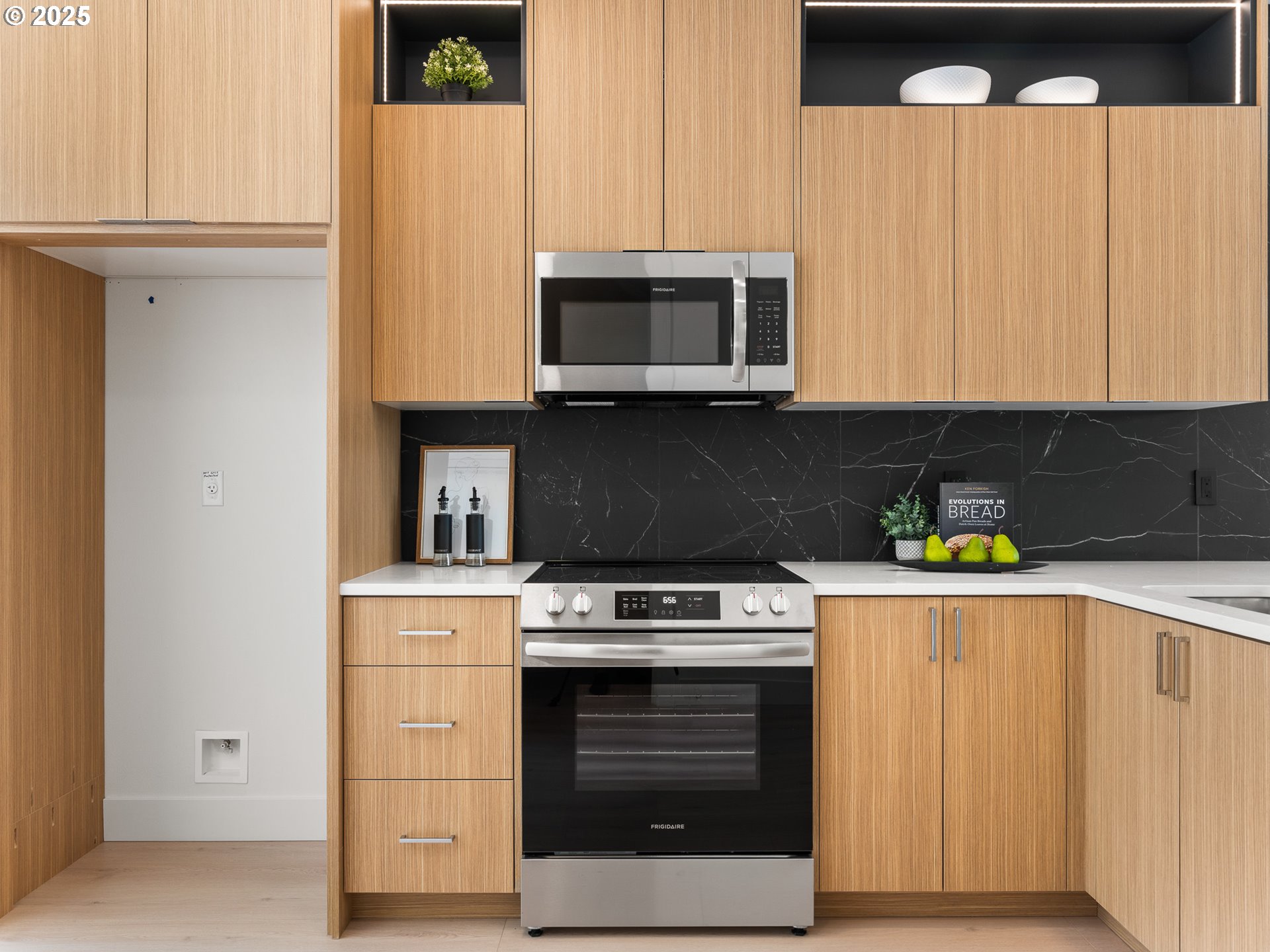 Northeast Ainsworth Street Portland, OR 97211 - Photo 6 of 47