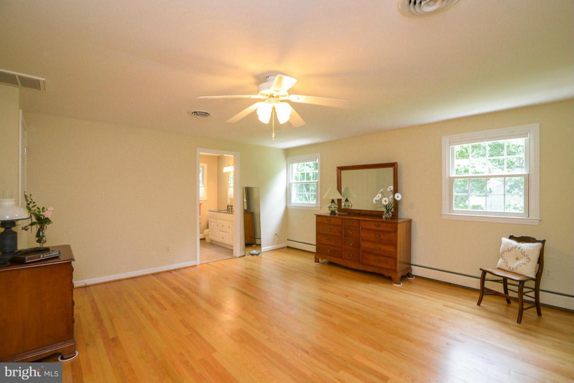 13804 Princess Anne Way Phoenix, MD 21131 - Photo 20 of 30 Bedroom (Master)