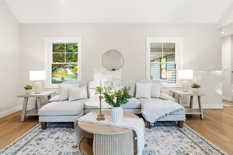 $899,900 | 11 Admiral Road, Severna Park, MD 21146