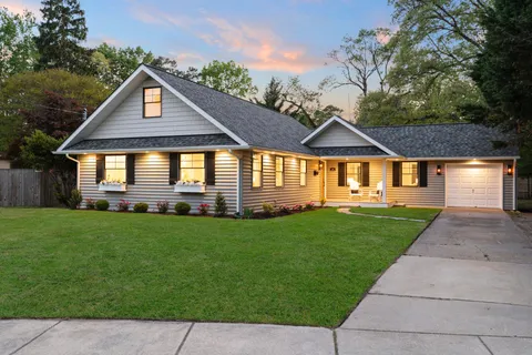 $950,000 | 11 Admiral Road, Severna Park, MD 21146