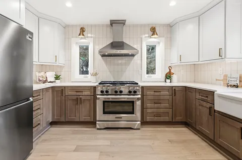 $950,000 | 11 Admiral Road, Severna Park, MD 21146