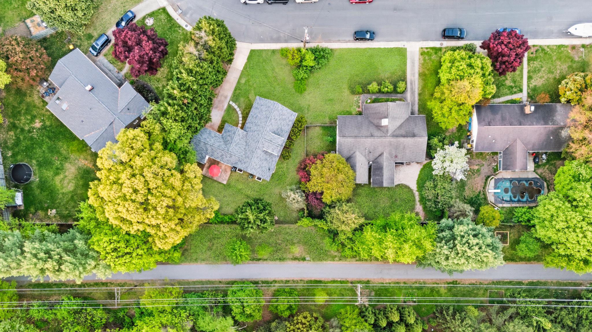 11 Admiral Road Severna Park, MD 21146 - Photo 60 of 64 Lush greenery surrounds charming homes.