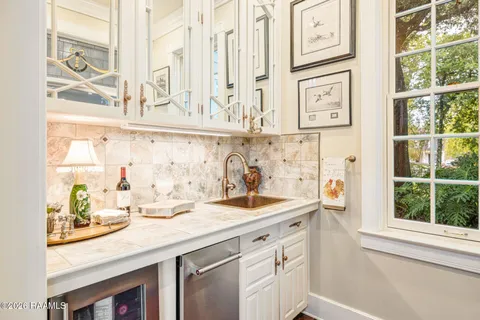 $1,395,000 | 105 Mill Valley, Lafayette, LA 70508