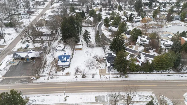 $975,000 | 312 South Whittaker Street, New Buffalo, MI 49117