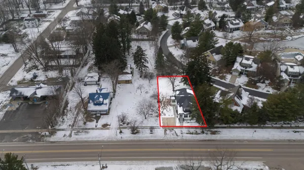 $975,000 | 312 South Whittaker Street, New Buffalo, MI 49117