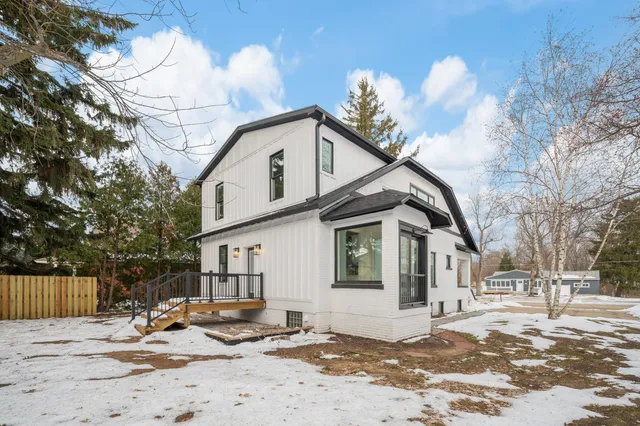 $975,000 | 312 South Whittaker Street, New Buffalo, MI 49117