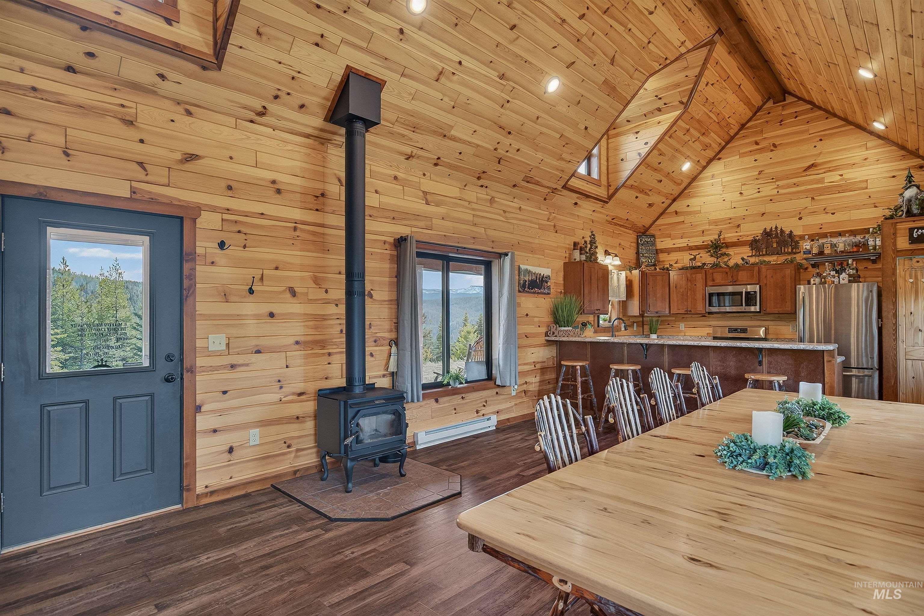 467 Santiam Road Elk City, ID 83525 - Photo 13 of 50
