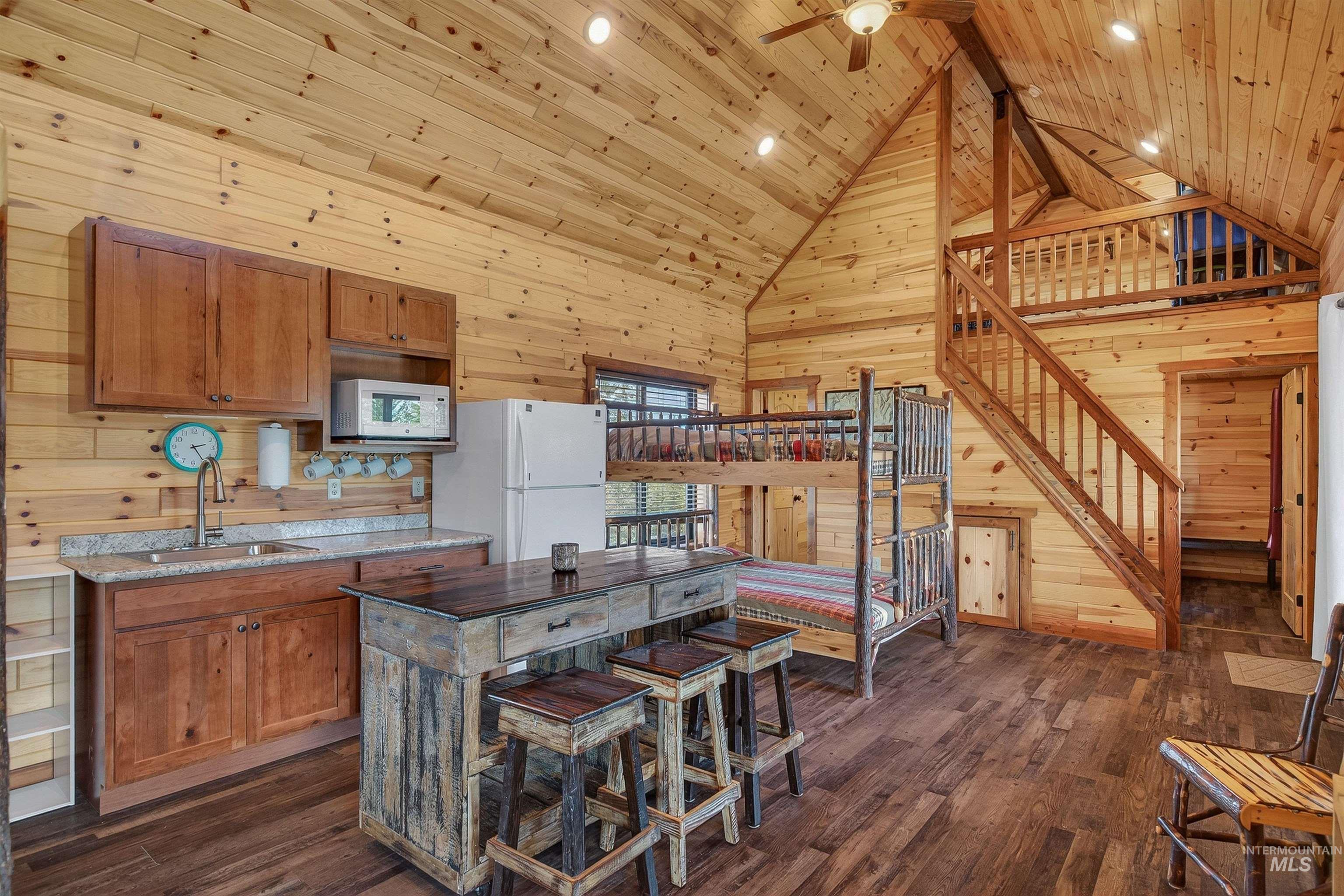 467 Santiam Road Elk City, ID 83525 - Photo 7 of 50