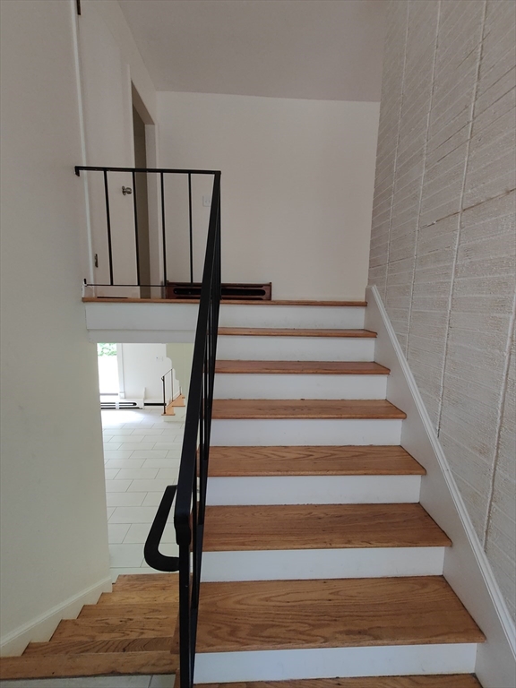 35 Weatherwood Road Shutesbury, MA 01002 - Photo 8 of 23