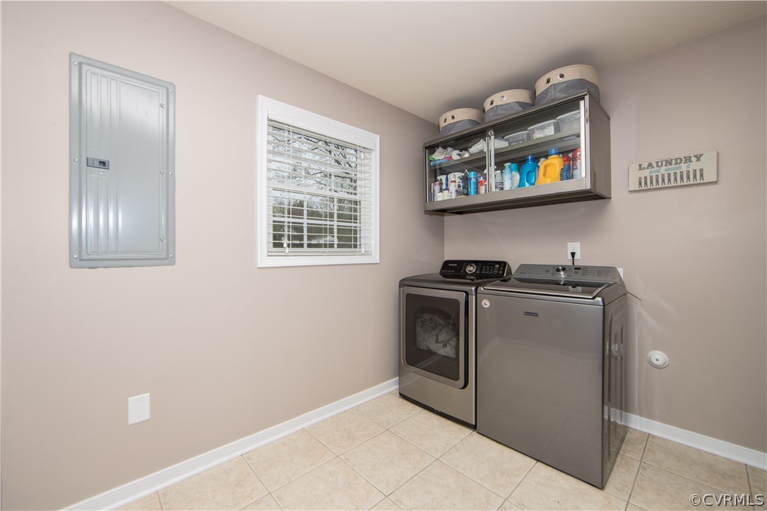 6908 River Road Petersburg, VA 23803 - Photo 29 of 32 Large Laundry Room/Mudroom w/ Tile Flooring