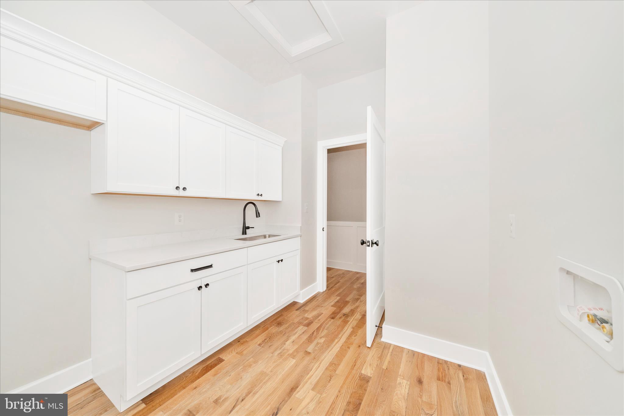 15030 New Windsor Road New Windsor, MD 21776 - Photo 28 of 63 Laundry