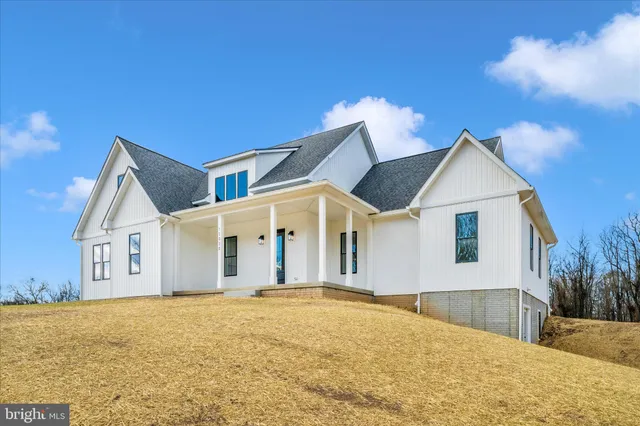 $1,051,000 | 15030 New Windsor Road, New Windsor, MD 21776