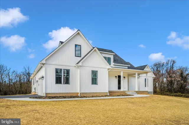 $1,051,000 | 15030 New Windsor Road, New Windsor, MD 21776