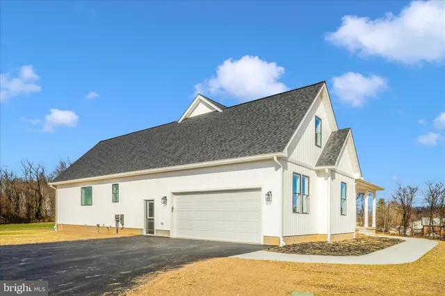 $1,051,000 | 15030 New Windsor Road, New Windsor, MD 21776