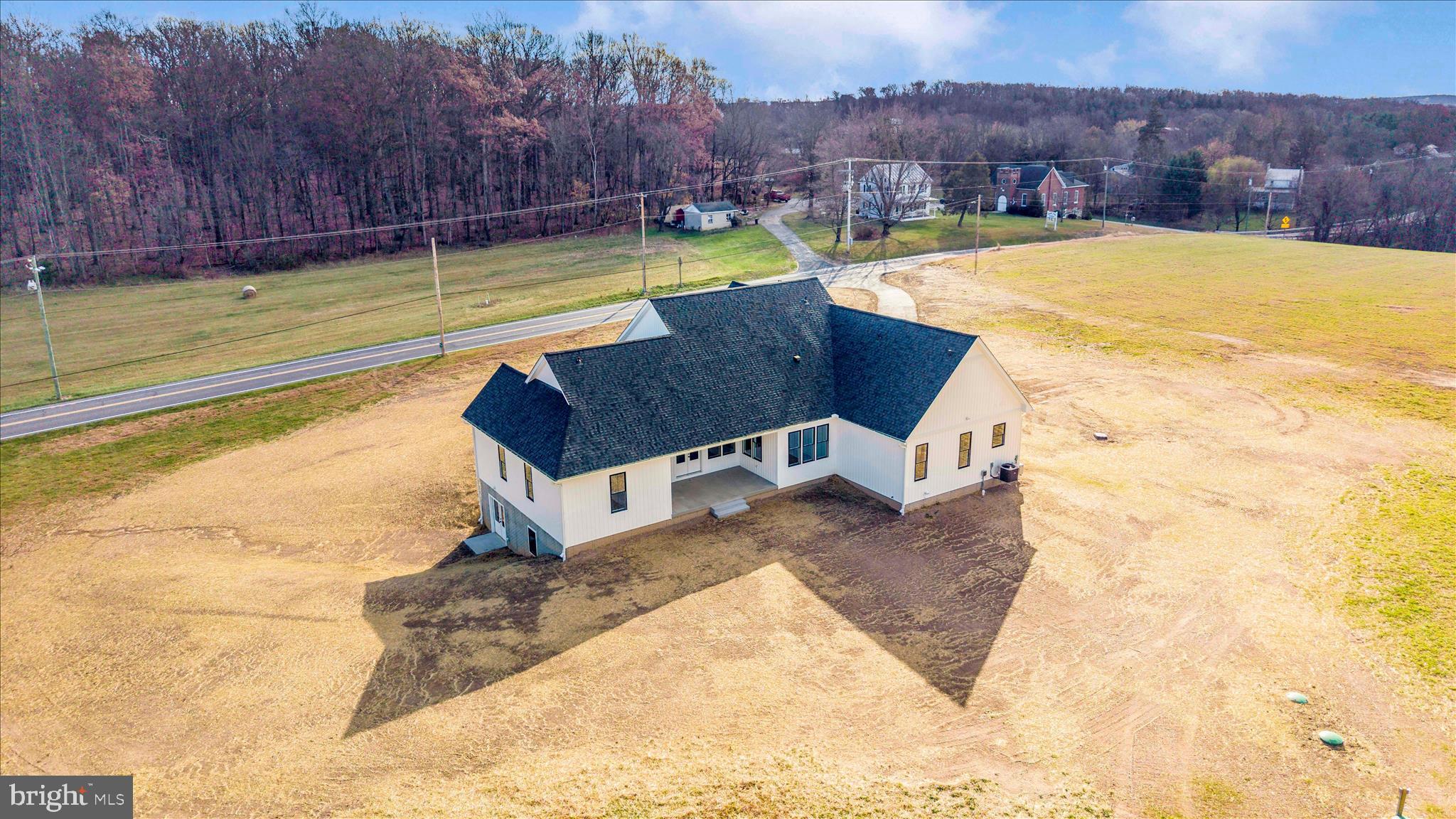 15030 New Windsor Road New Windsor, MD 21776 - Photo 60 of 63 a view of a swimming pool and lounge chair