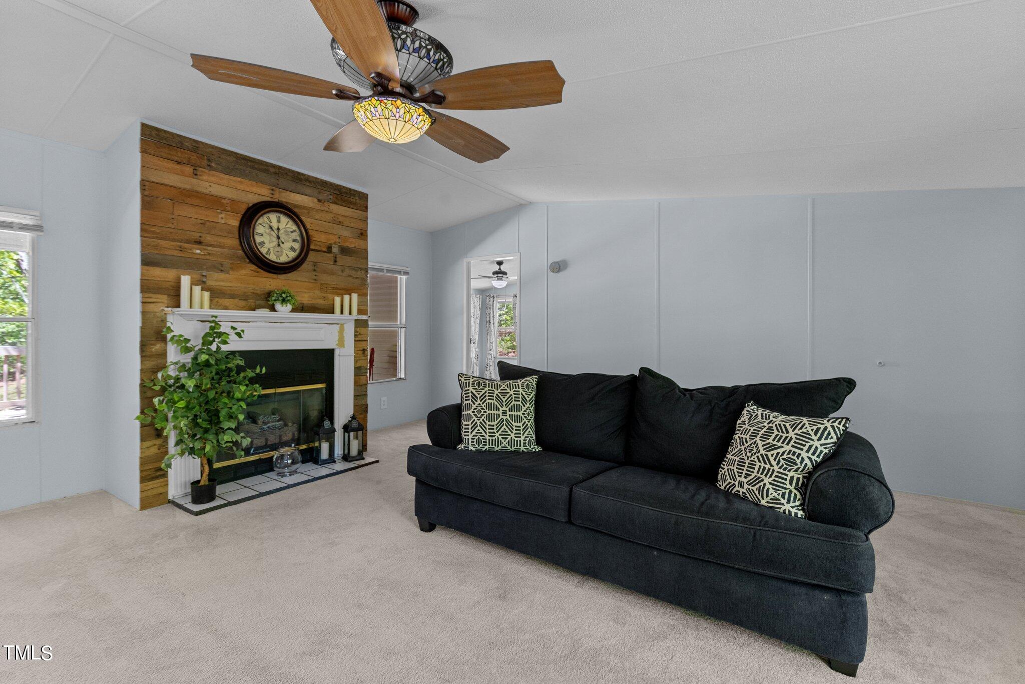 120 Graham Day Road Roxboro, NC 27574 - Photo 17 of 71 Gas FP in living area