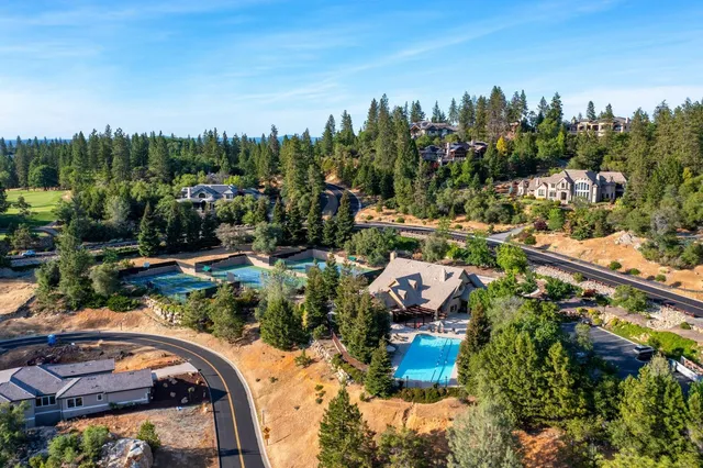 an aerial view of a backyard