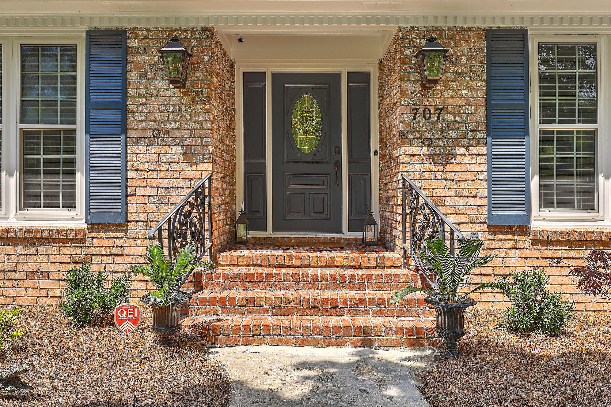 707 Wildwood Road Charleston, SC 29412 - Photo 6 of 38 IMG_5968_69_70_71_72_73_74