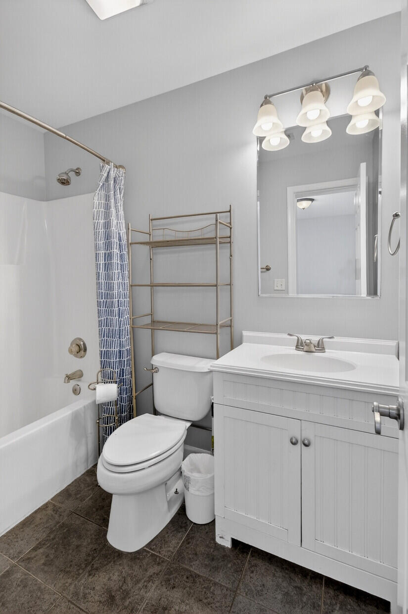 2262 Folly Road, Unit 1G Charleston, SC 29412 - Photo 28 of 37 39_39_mls
