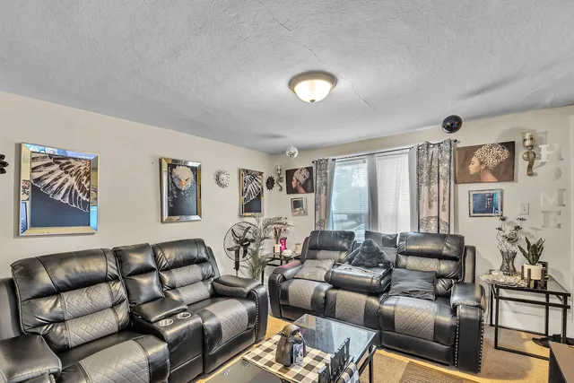 $165,000 | 1427 Erie Street, Racine, WI 53402