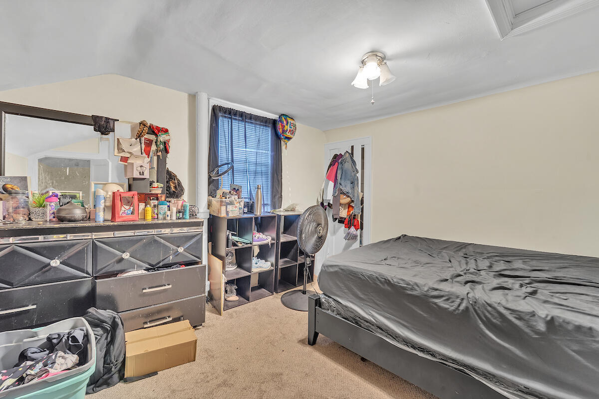 1427 Erie Street Racine, WI 53402 - Photo 10 of 19 Left Side Bedroom(1)