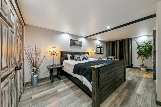 $1,175,000 | 10068 Olympic Boulevard, Truckee, CA 96161