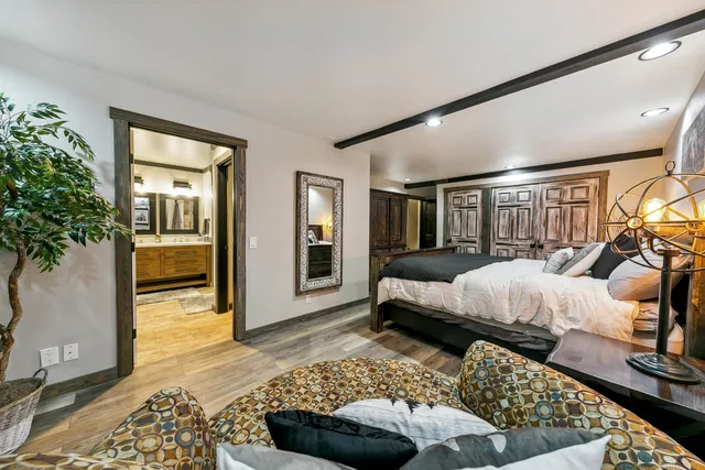 $1,175,000 | 10068 Olympic Boulevard, Truckee, CA 96161