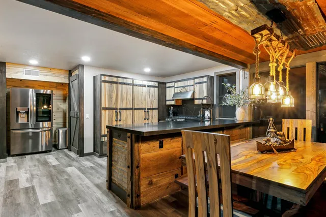 $1,175,000 | 10068 Olympic Boulevard, Truckee, CA 96161