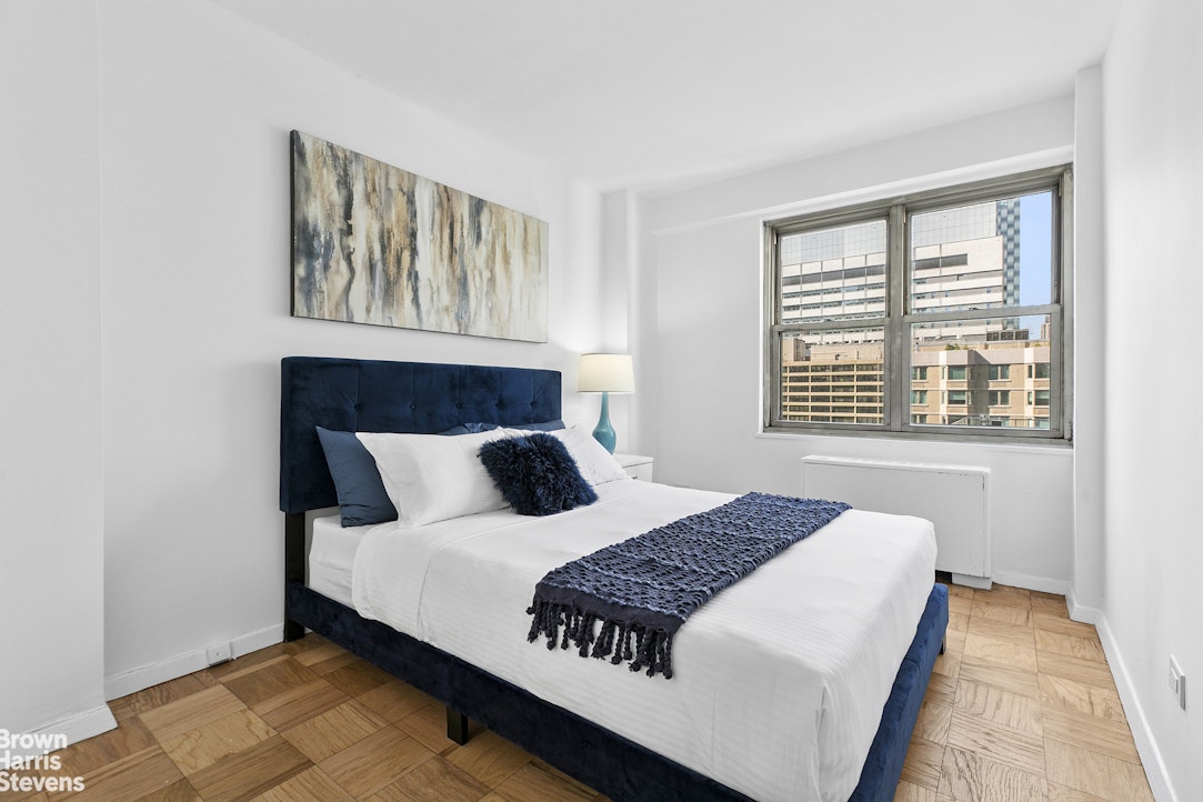 420 East 72nd Street, Unit 15D Manhattan, NY 10021 - Photo 5 of 16