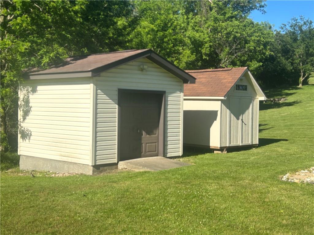 111 Longanecker Road Connellsville, PA 15425 - Photo 9 of 29