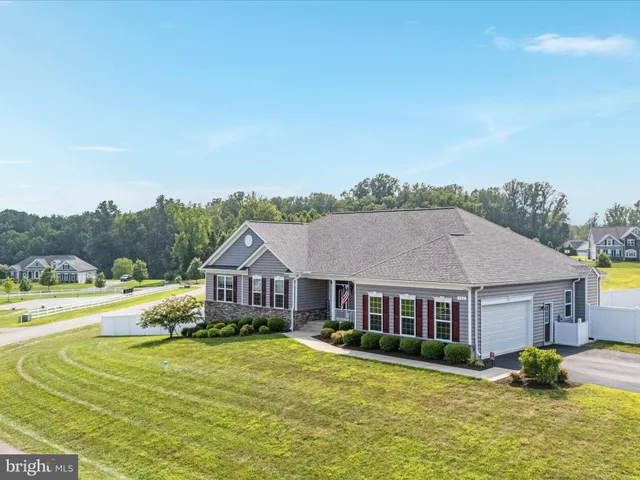 $799,900 | 940 Peppertree Lane, Huntingtown, MD 20639