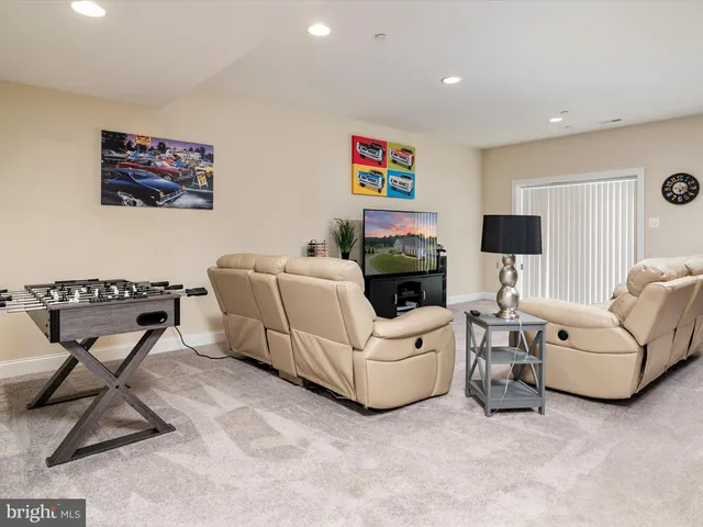 $799,900 | 940 Peppertree Lane, Huntingtown, MD 20639