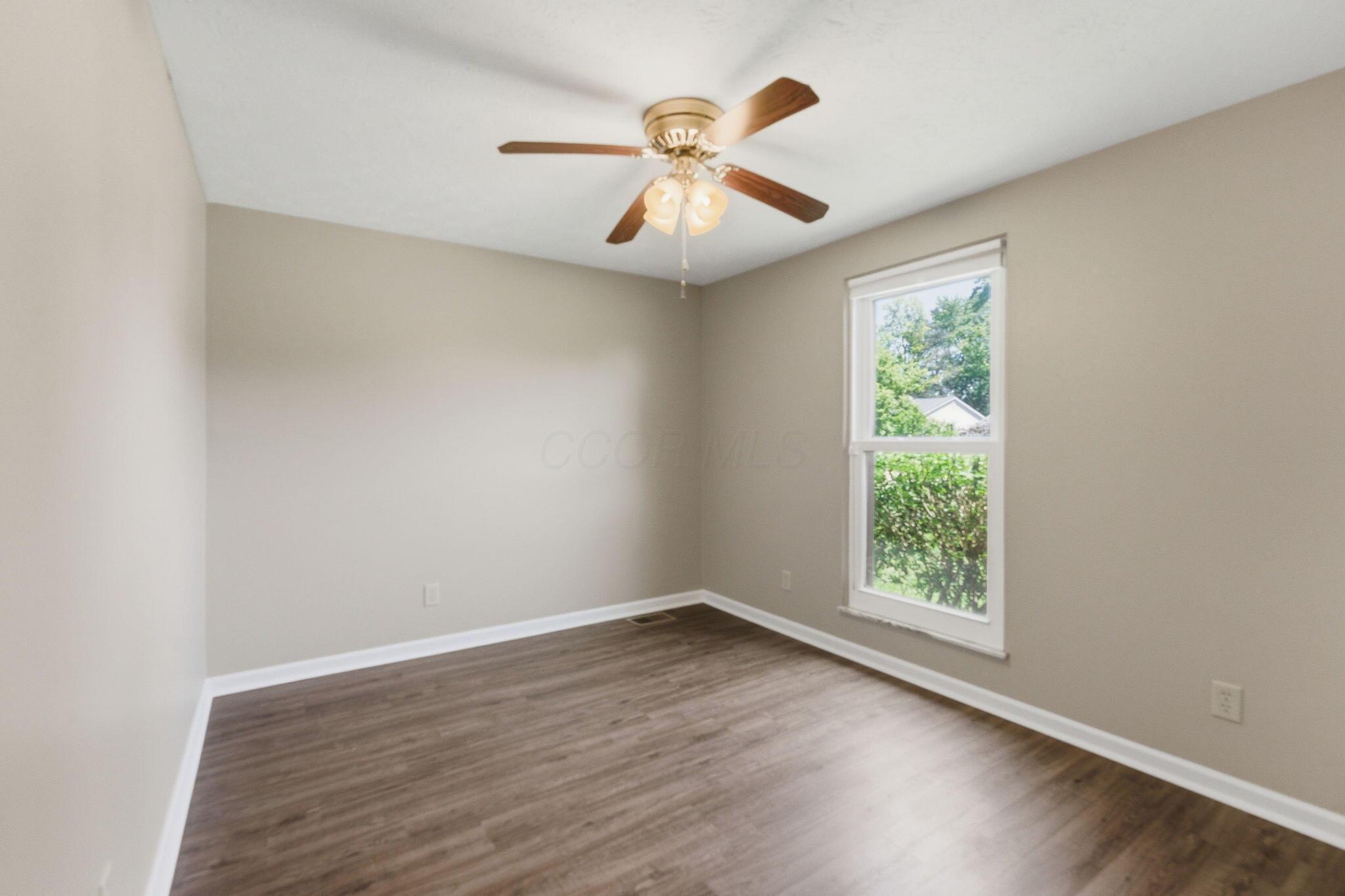 8715 Ripton Drive Powell, OH 43065 - Photo 13 of 39