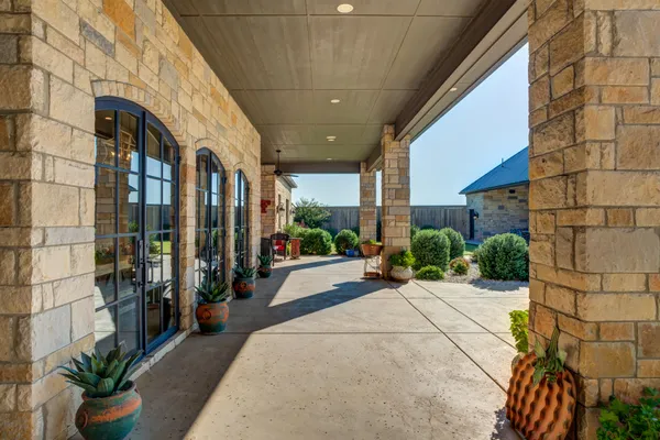 $1,877,000 | 8216 East County Road 6100, Idalou, TX 79329