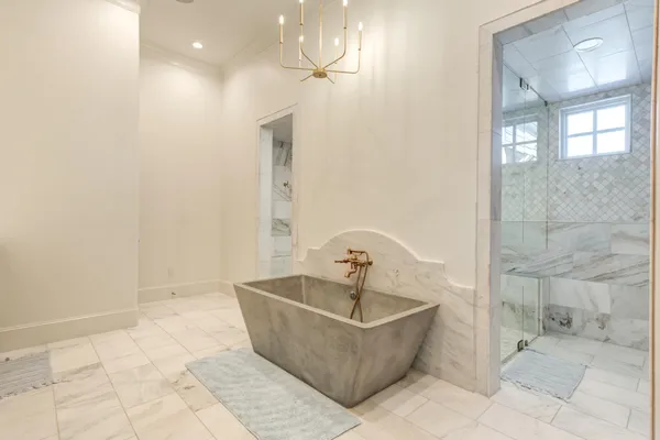 $1,877,000 | 8216 East County Road 6100, Idalou, TX 79329