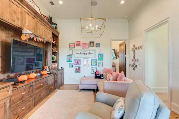 $1,877,000 | 8216 East County Road 6100, Idalou, TX 79329