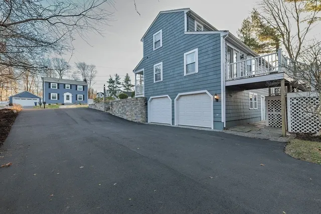 $1,050,000 | 30 Thetford Avenue, Braintree, MA 02184