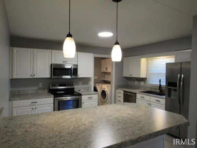 $179,900 | 348 Audubon Drive, Mount Vernon, IN 47620