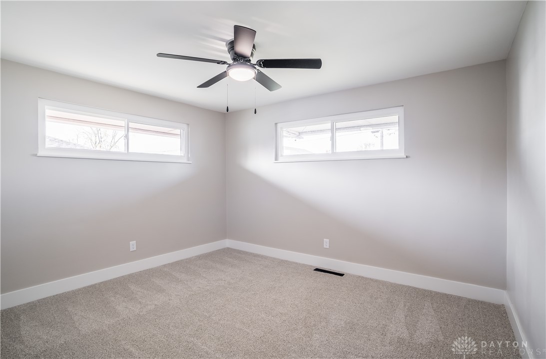 5725 Benedict Road Huber Heights, OH 45424 - Photo 26 of 31