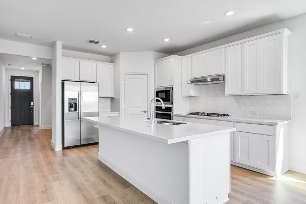 1445 Arciones Road Fort Worth, TX 76052 - Photo 5 of 28 Representative Photo