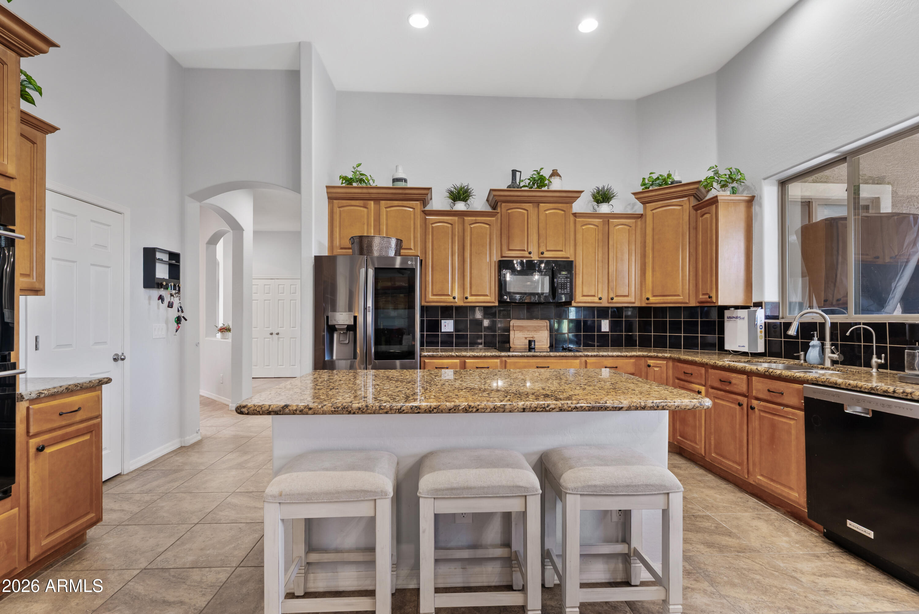 3785 East Via Del Rancho Gilbert, AZ 85298 - Photo 17 of 59 DSC05304