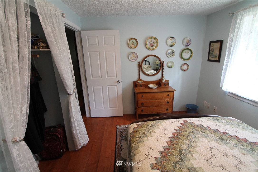 120 Northeast Larson Lake Road Belfair, WA 98528 - Photo 14 of 20 Gallery Image 14