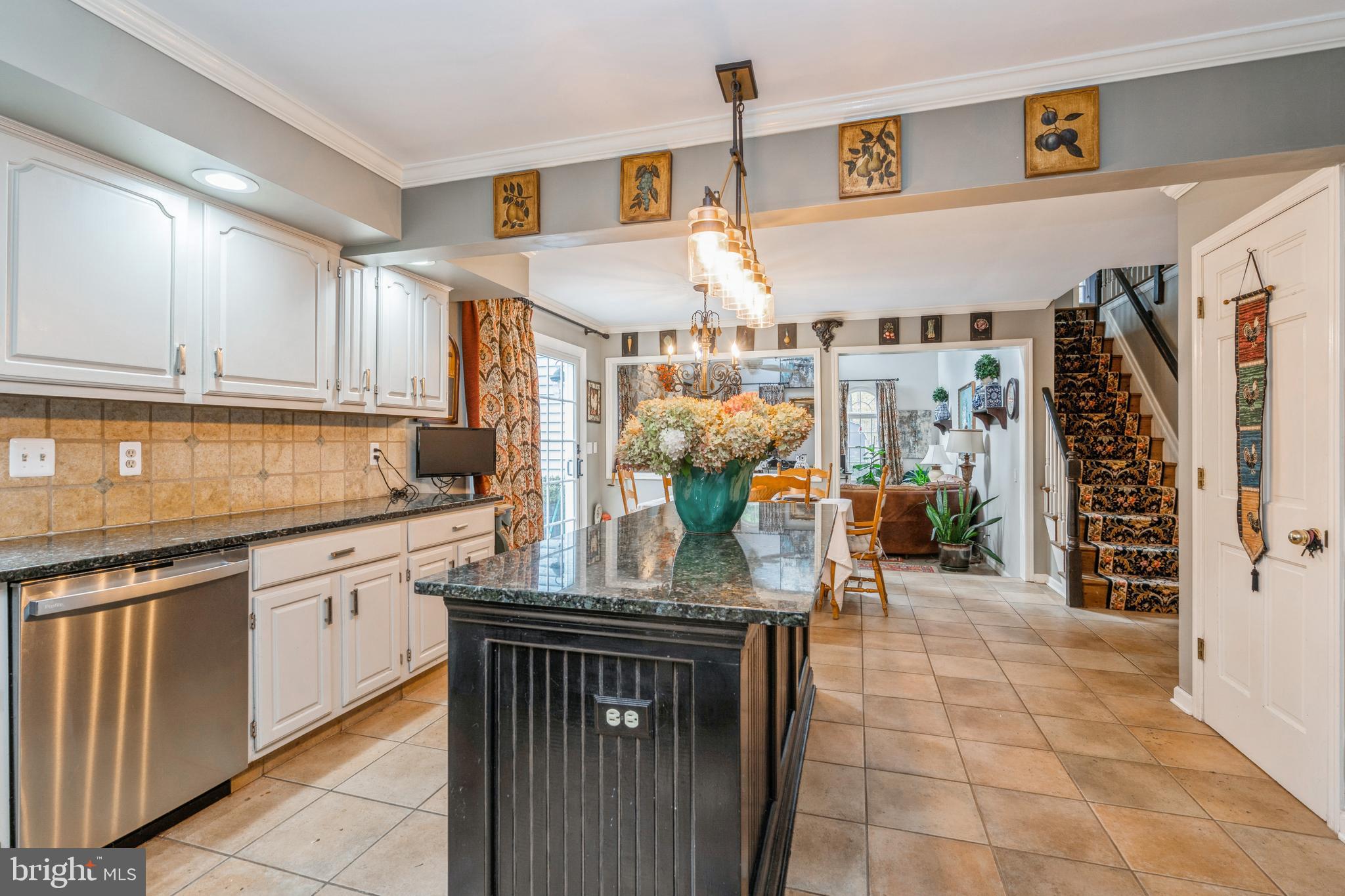 950 Evergreen Drive Somerville, NJ 08876 - Photo 8 of 49