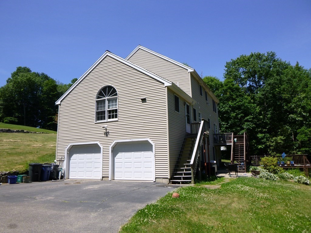 19 Butler Road Mendon, MA 01756 - Photo 4 of 41 Gallery Image 4
