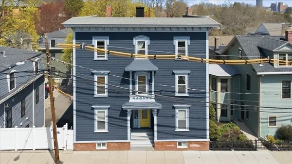 $1,250,000 | 96 Seaverns Avenue, Unit 1, Boston, MA 02130